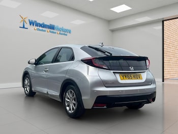 Used Honda Civic 2015 for sale - 79107157: Photo