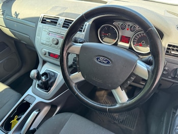 Used Ford Kuga 2012 for sale - 79464765: Photo