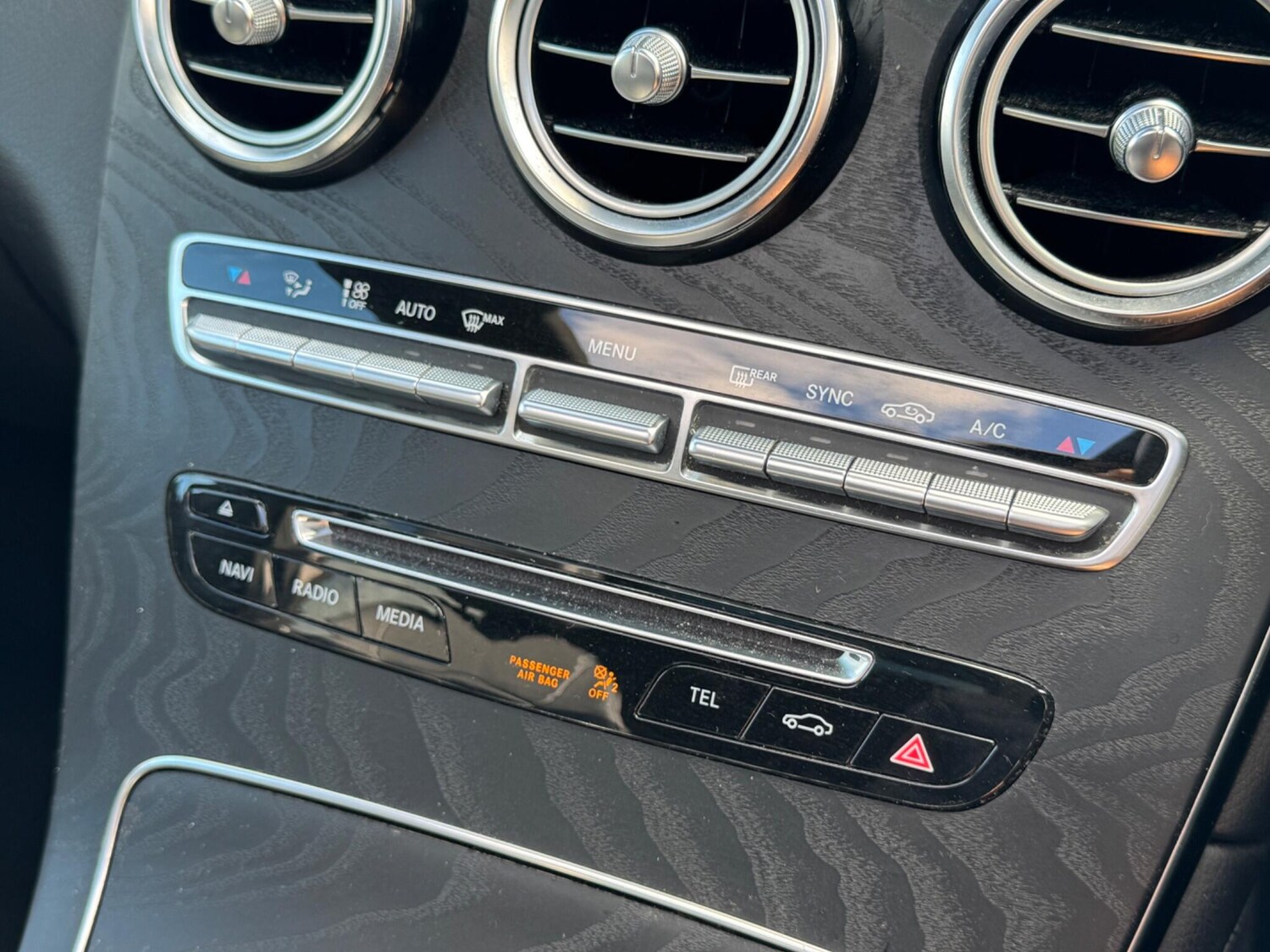 Used Mercedes-Benz GLC 2018 for sale - 76073151: Photo 37