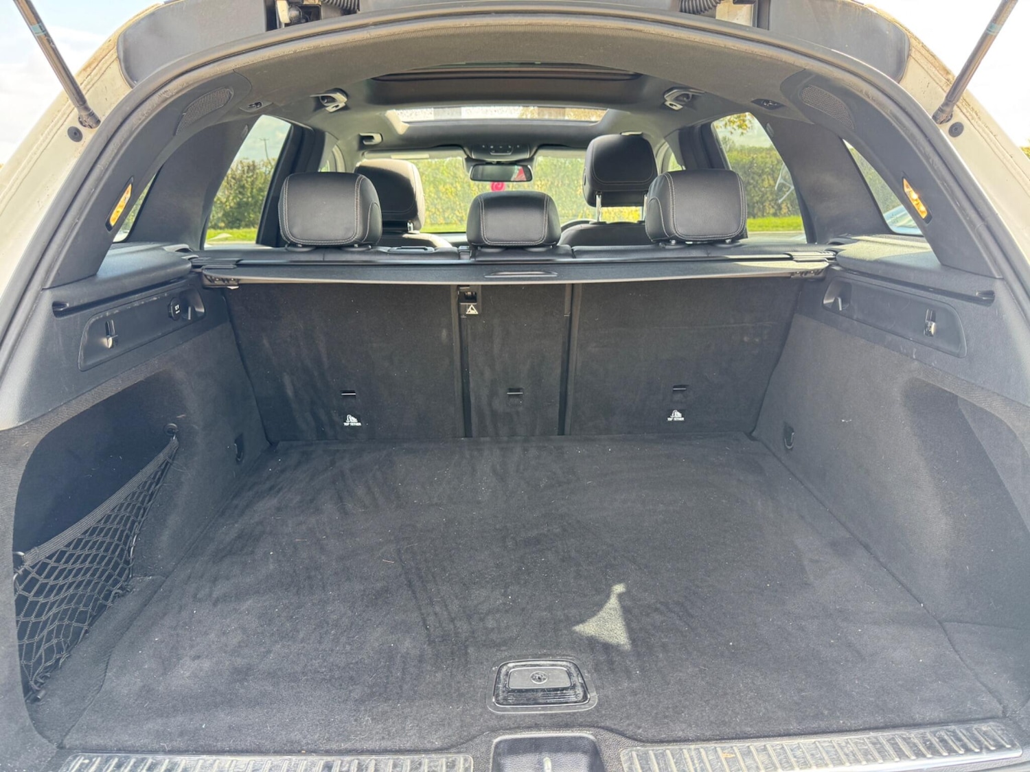 Used Mercedes-Benz GLC 2018 for sale - 76073151: Photo 51