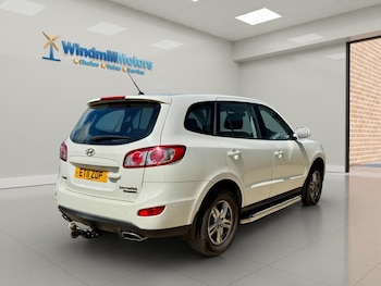 Used Hyundai Santa Fe 2011 for sale - 79012941: Photo