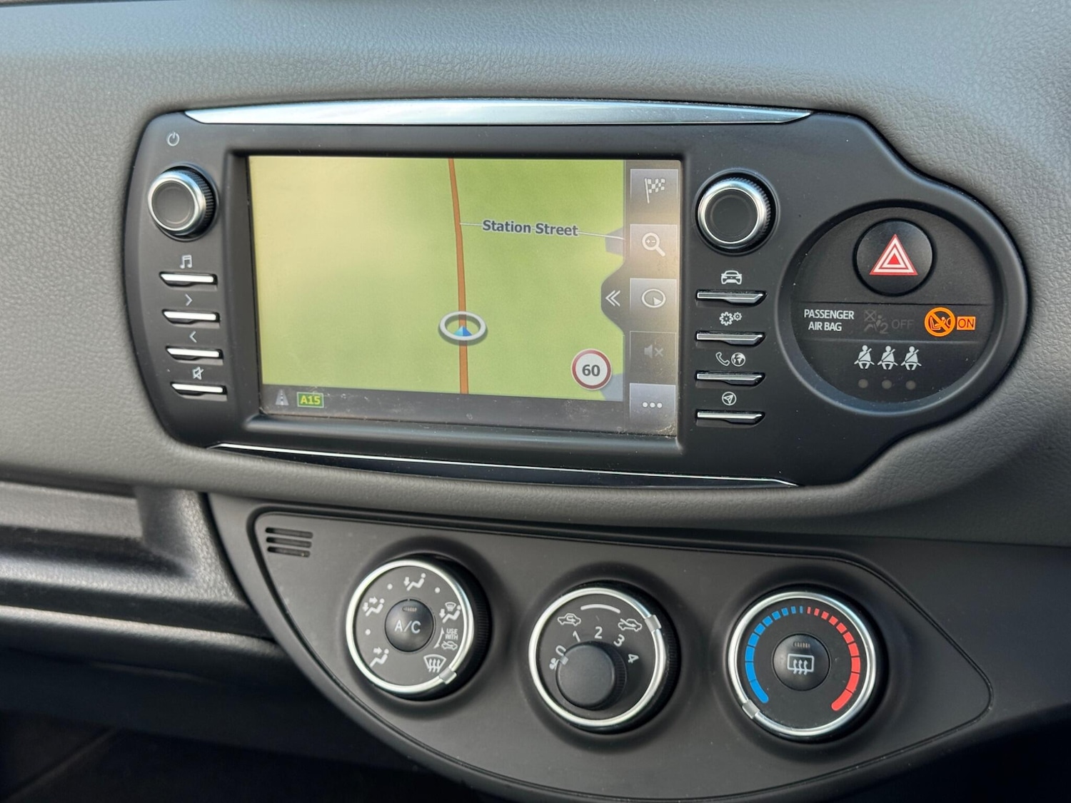 Used Toyota Yaris 2019 for sale - 76801914: Photo 11