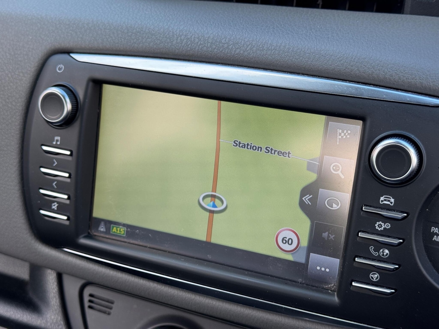 Used Toyota Yaris 2019 for sale - 76801914: Photo 13