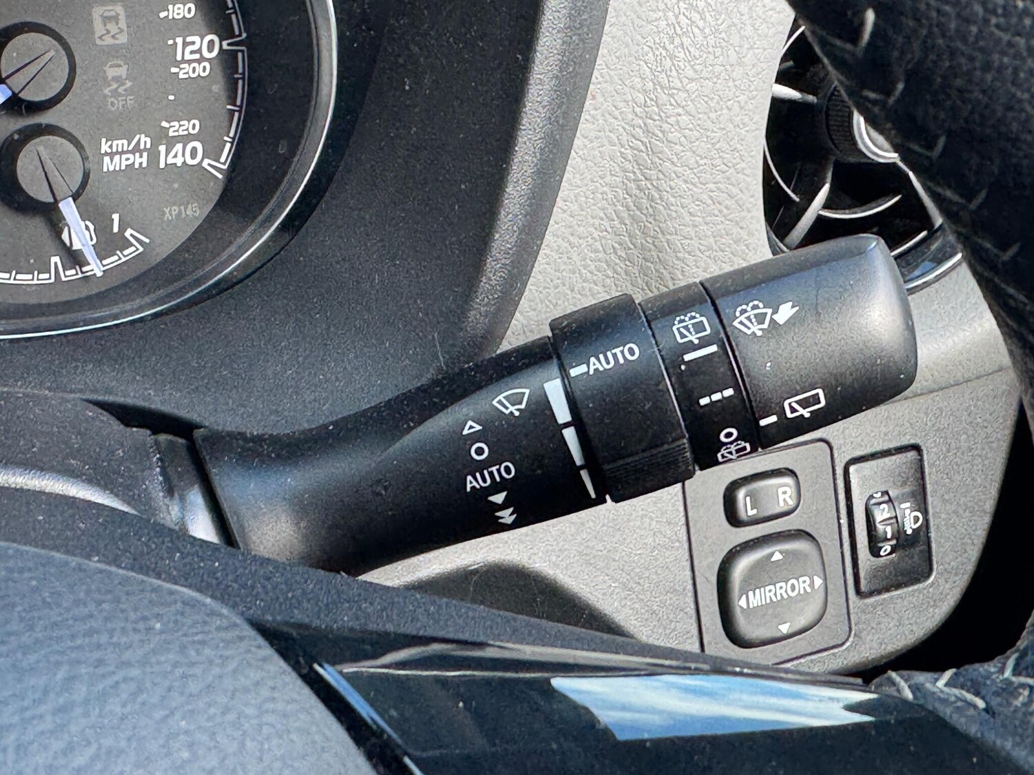 Used Toyota Yaris 2019 for sale - 76801914: Photo 27