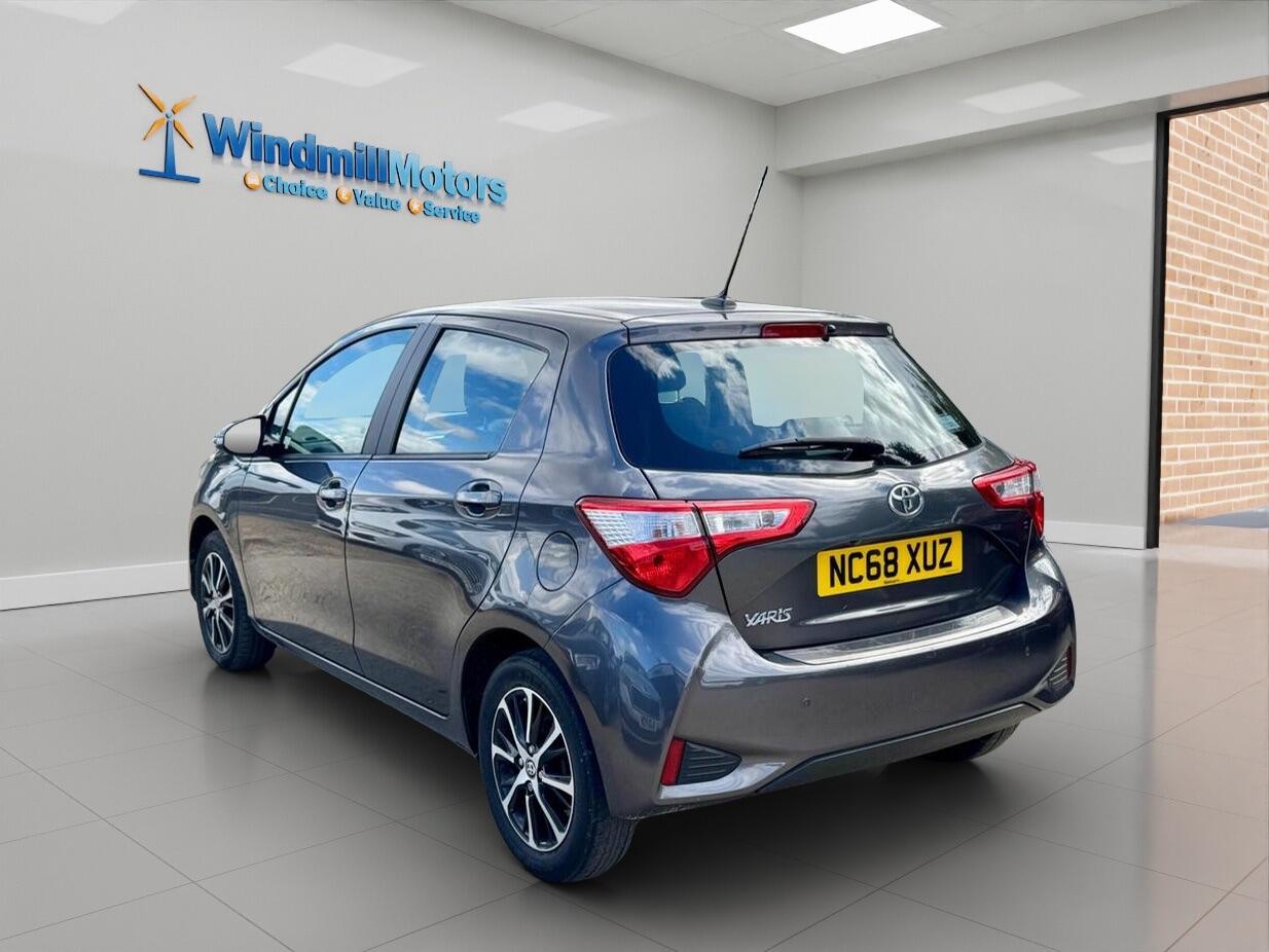 Used Toyota Yaris 2019 for sale - 76801914: Photo 7