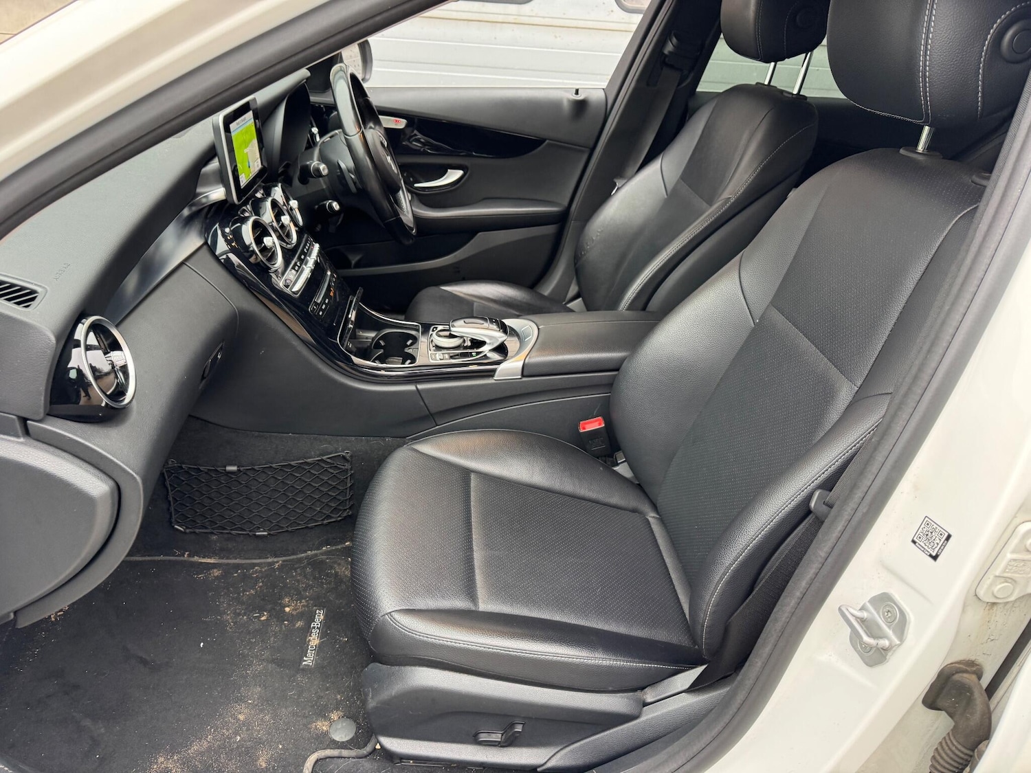 Used Mercedes-Benz C Class 2015 for sale - 77175015: Photo 38