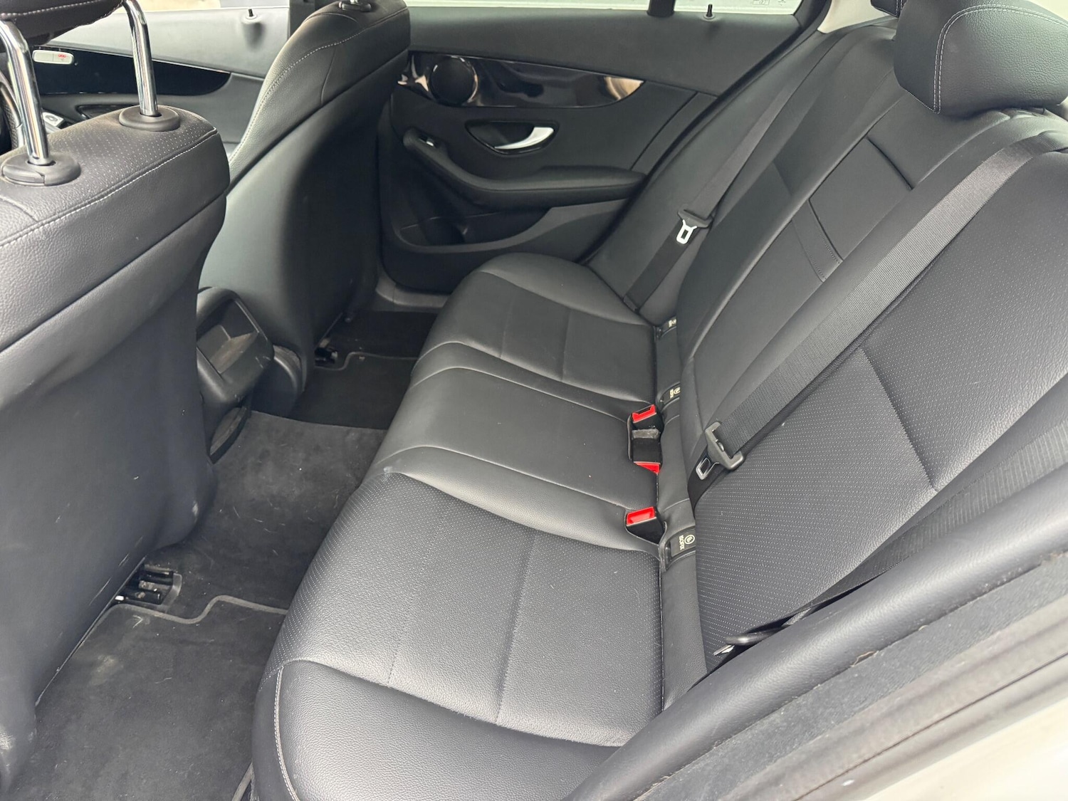 Used Mercedes-Benz C Class 2015 for sale - 77175015: Photo 39