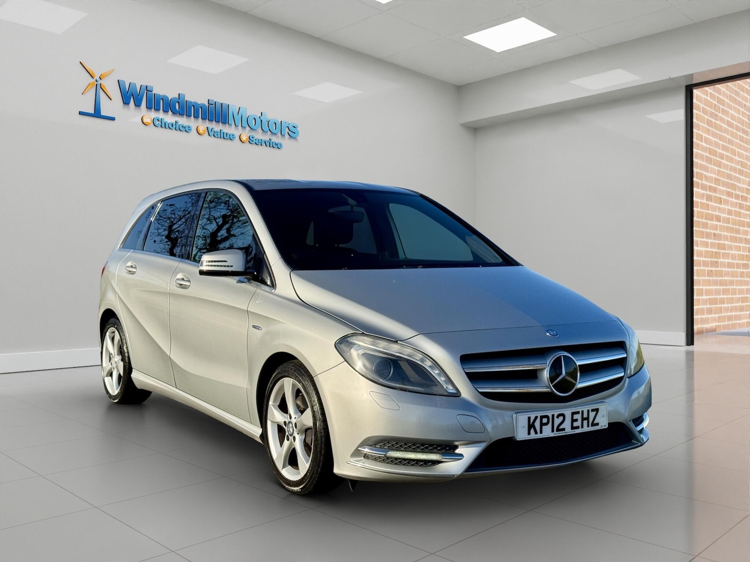 Used Mercedes-Benz B Class 2012 for sale - 76781477: Photo 1