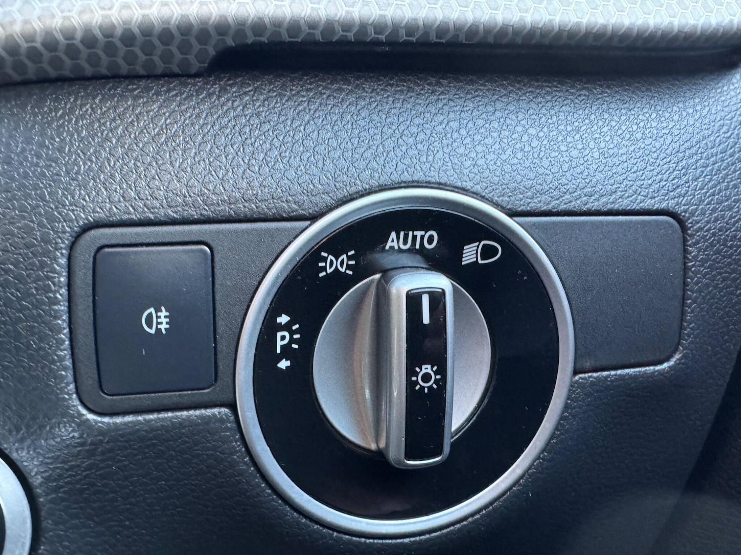 Used Mercedes-Benz B Class 2012 for sale - 76781477: Photo 27