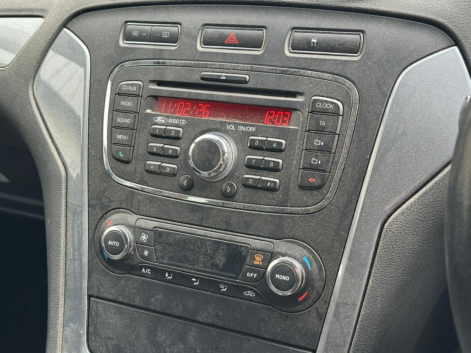 Used Ford Mondeo 2011 for sale - 78205056: Photo 9