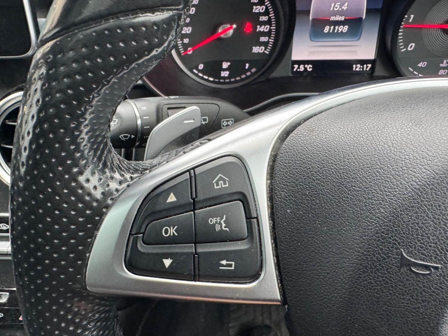 Used Mercedes-Benz GLC 2018 for sale - 77538048: Photo 33