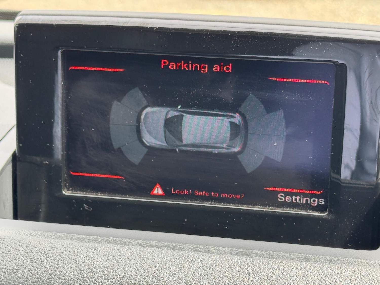 Used Audi Q3 for sale - 76440394: Photo 15