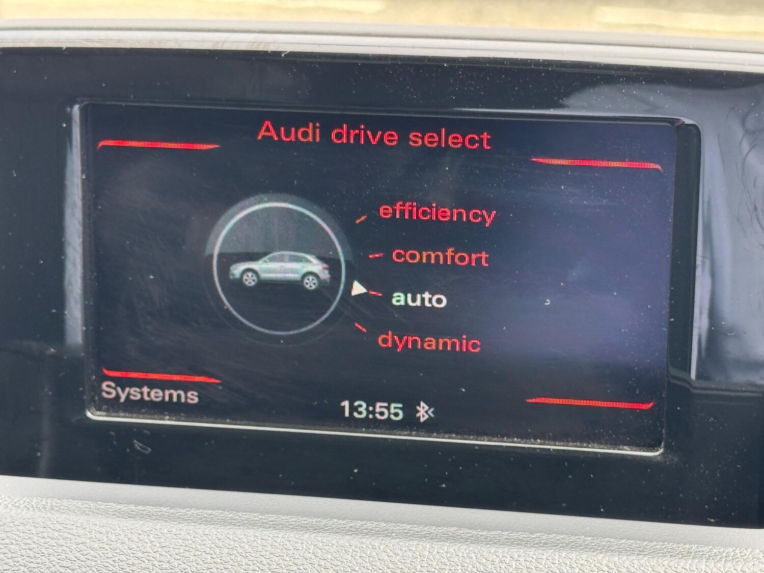 Used Audi Q3 for sale - 76440394: Photo 22