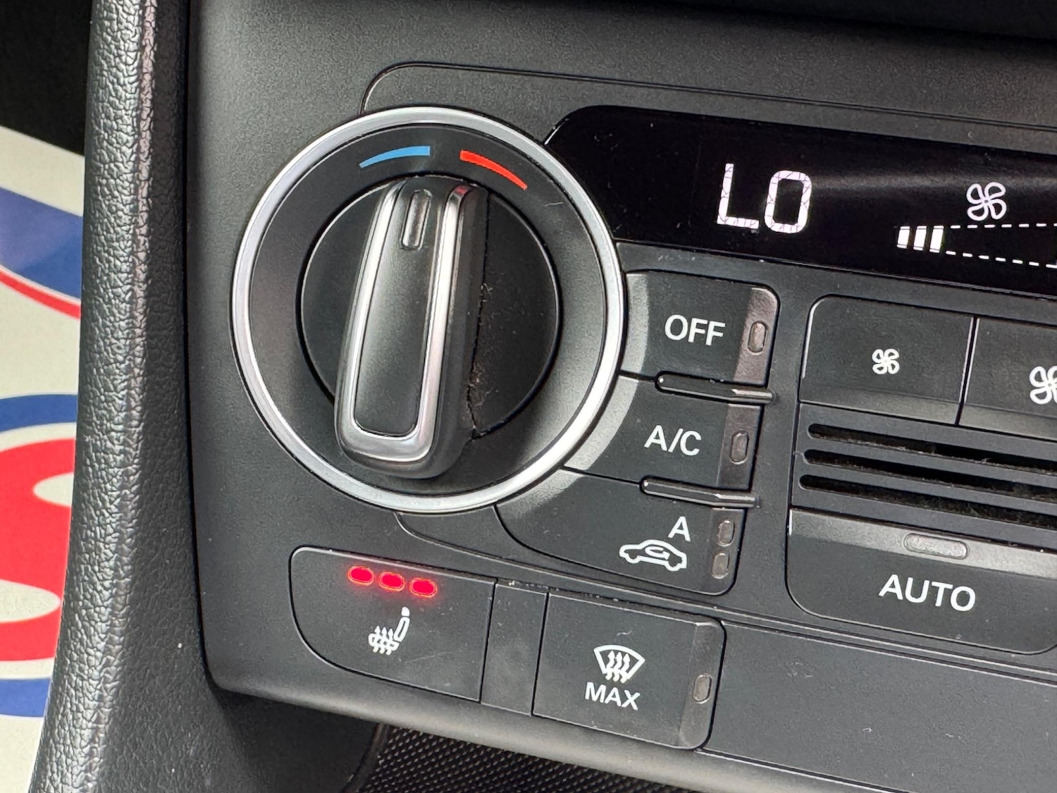 Used Audi Q3 for sale - 76440394: Photo 28