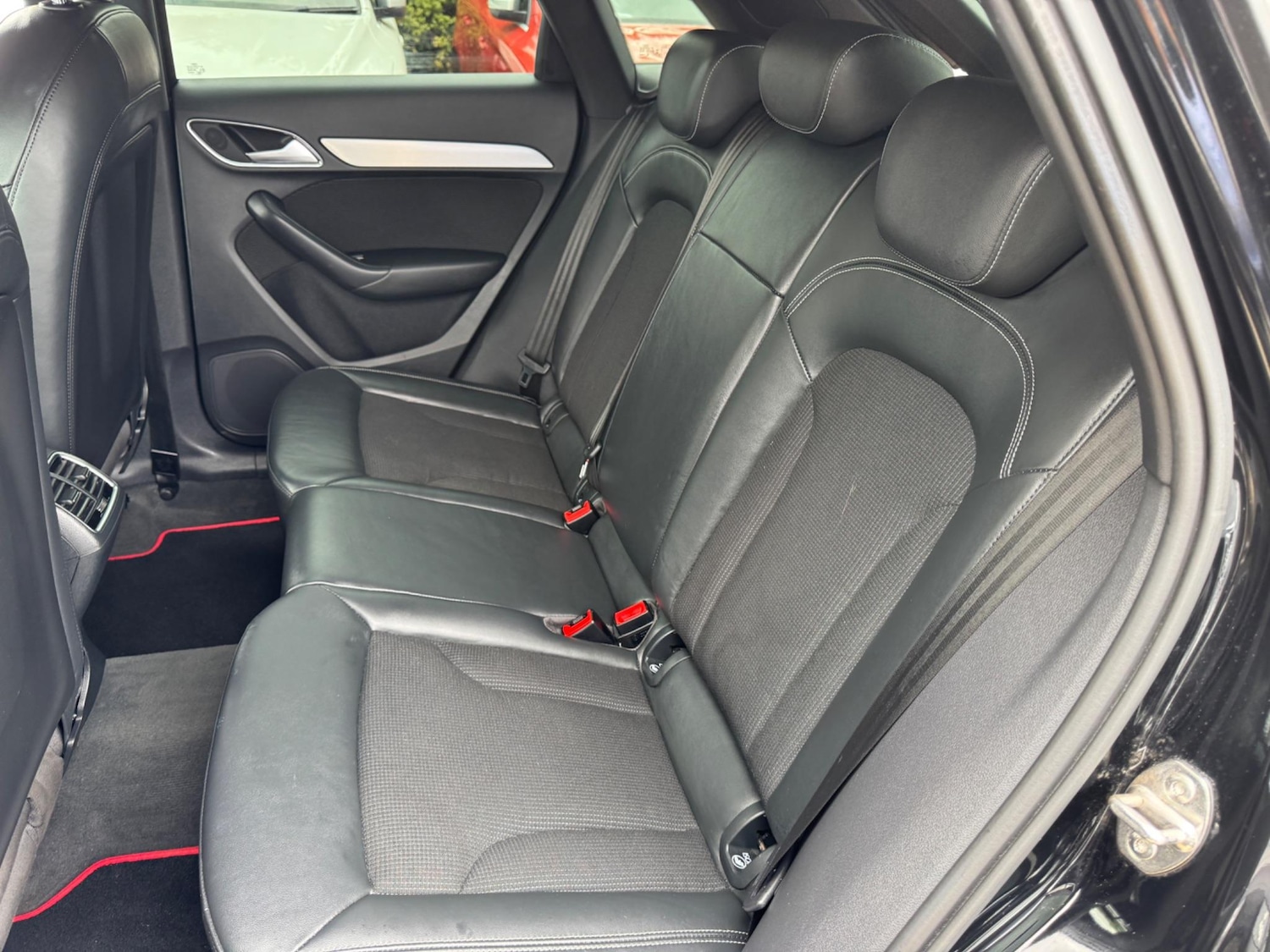 Used Audi Q3 for sale - 76440394: Photo 46