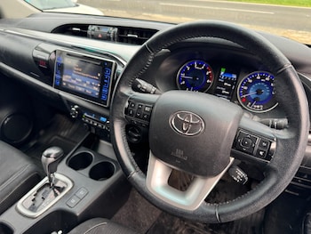 Used Toyota Hilux 2016 for sale - 76295839: Photo