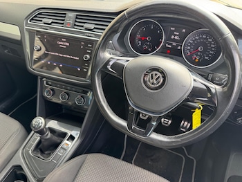 Used Volkswagen Tiguan 2018 for sale - 78675837: Photo