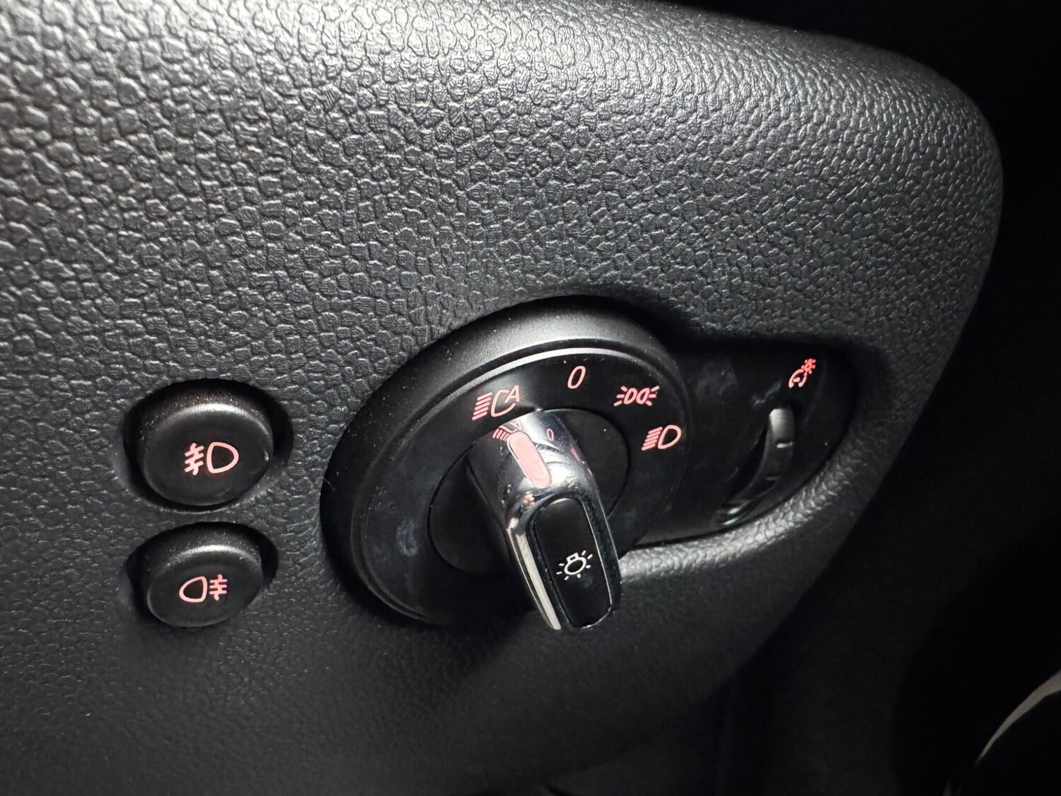 Used MINI Hatch 2016 for sale - 77376939: Photo 31