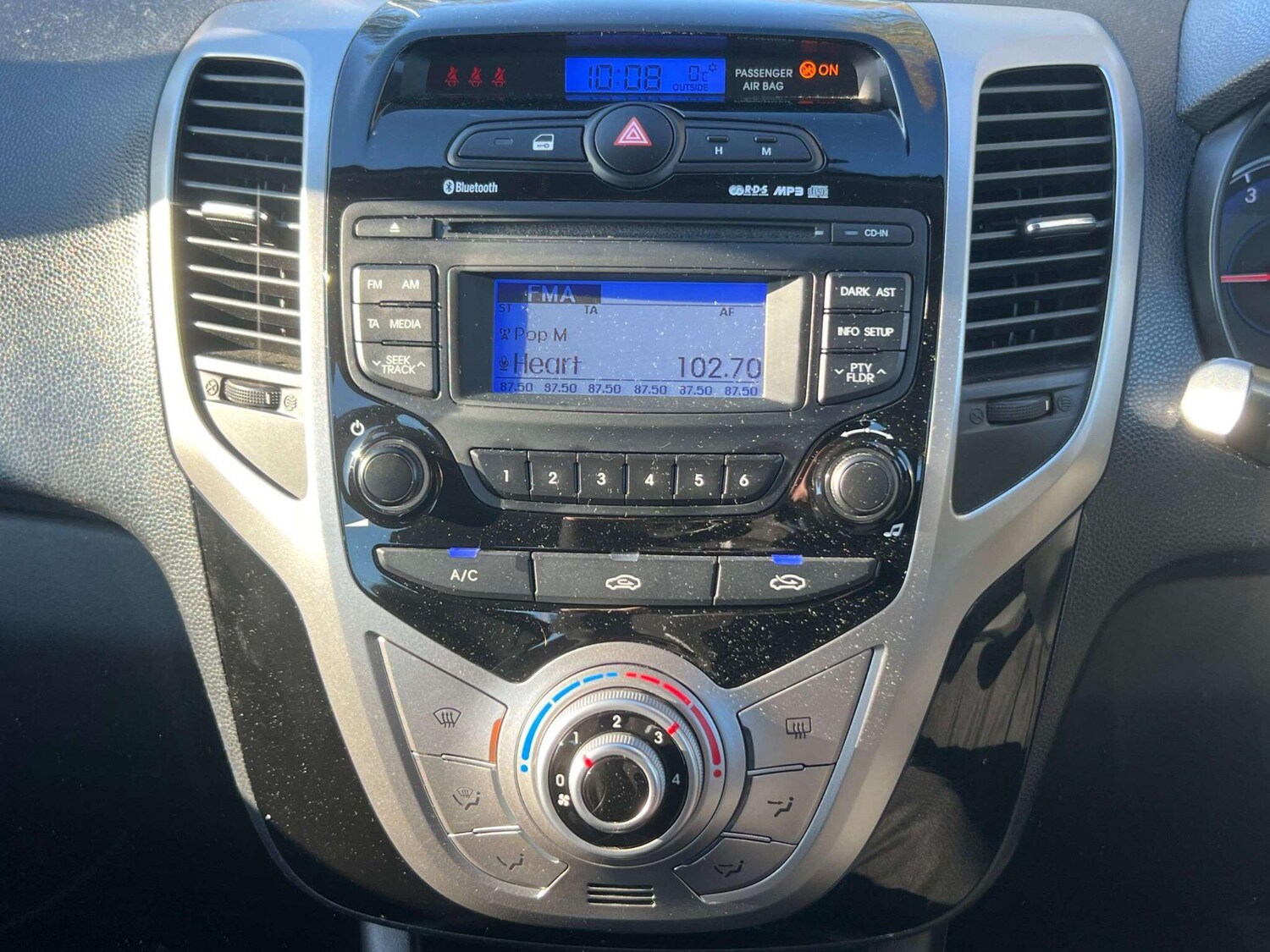 Used Hyundai Ix20 2011 for sale - 77585730: Photo 9