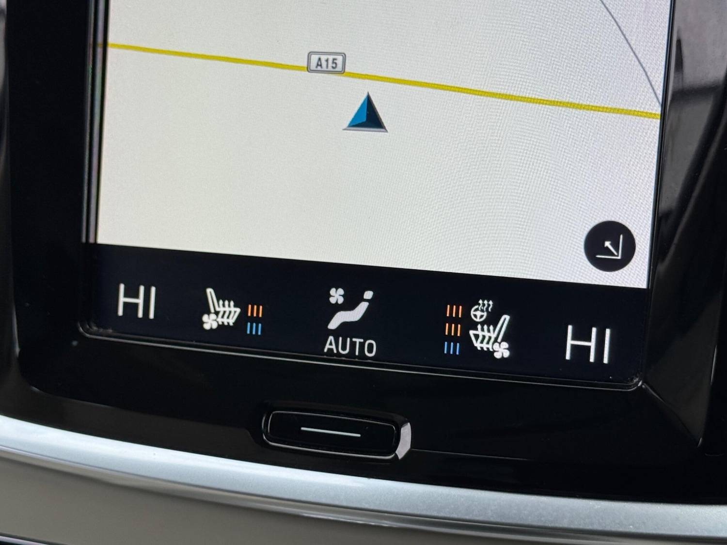 Used Volvo V60 2019 for sale - 76584191: Photo 16