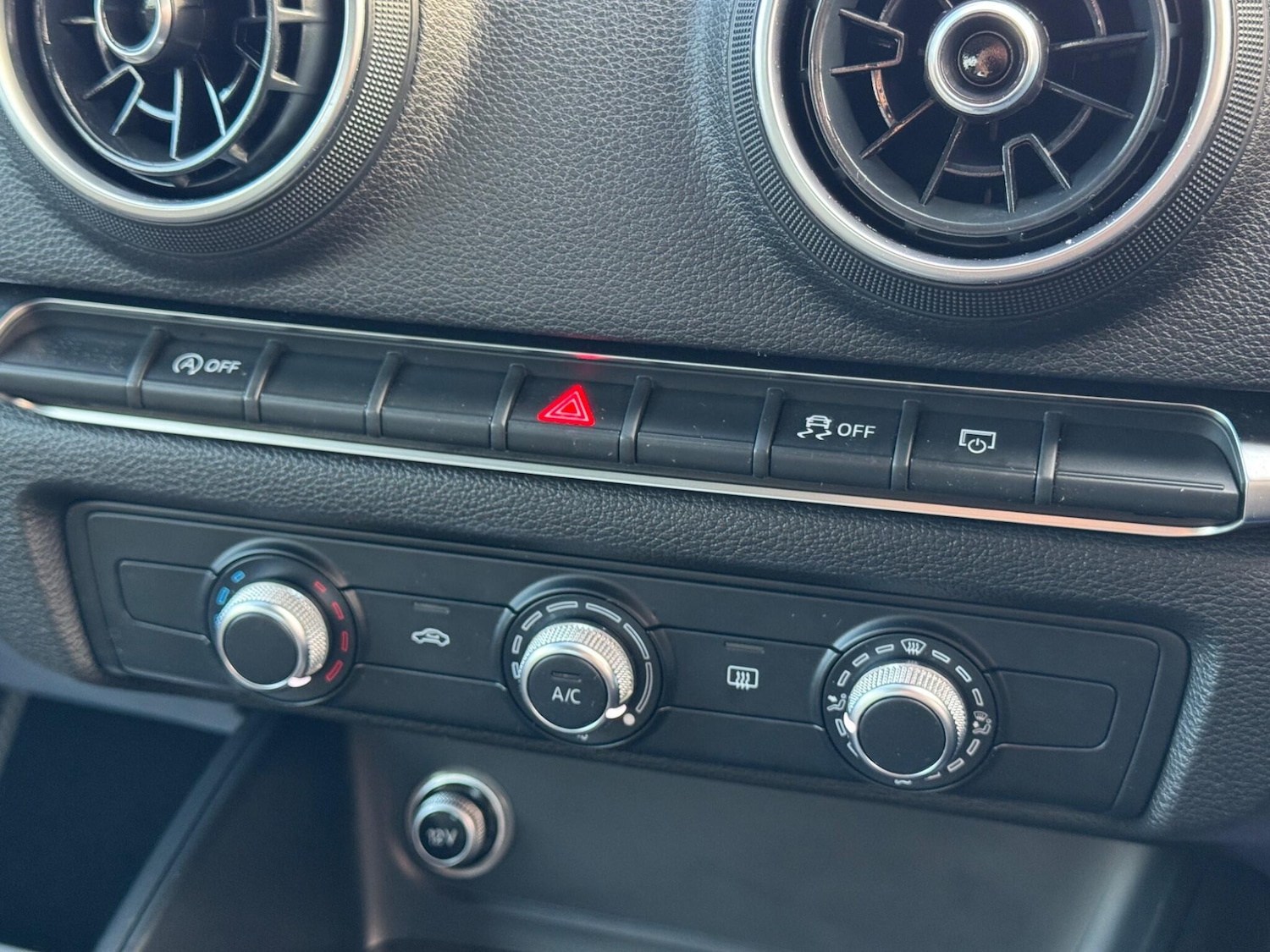 Used Audi A3 2017 for sale - 77266670: Photo 25