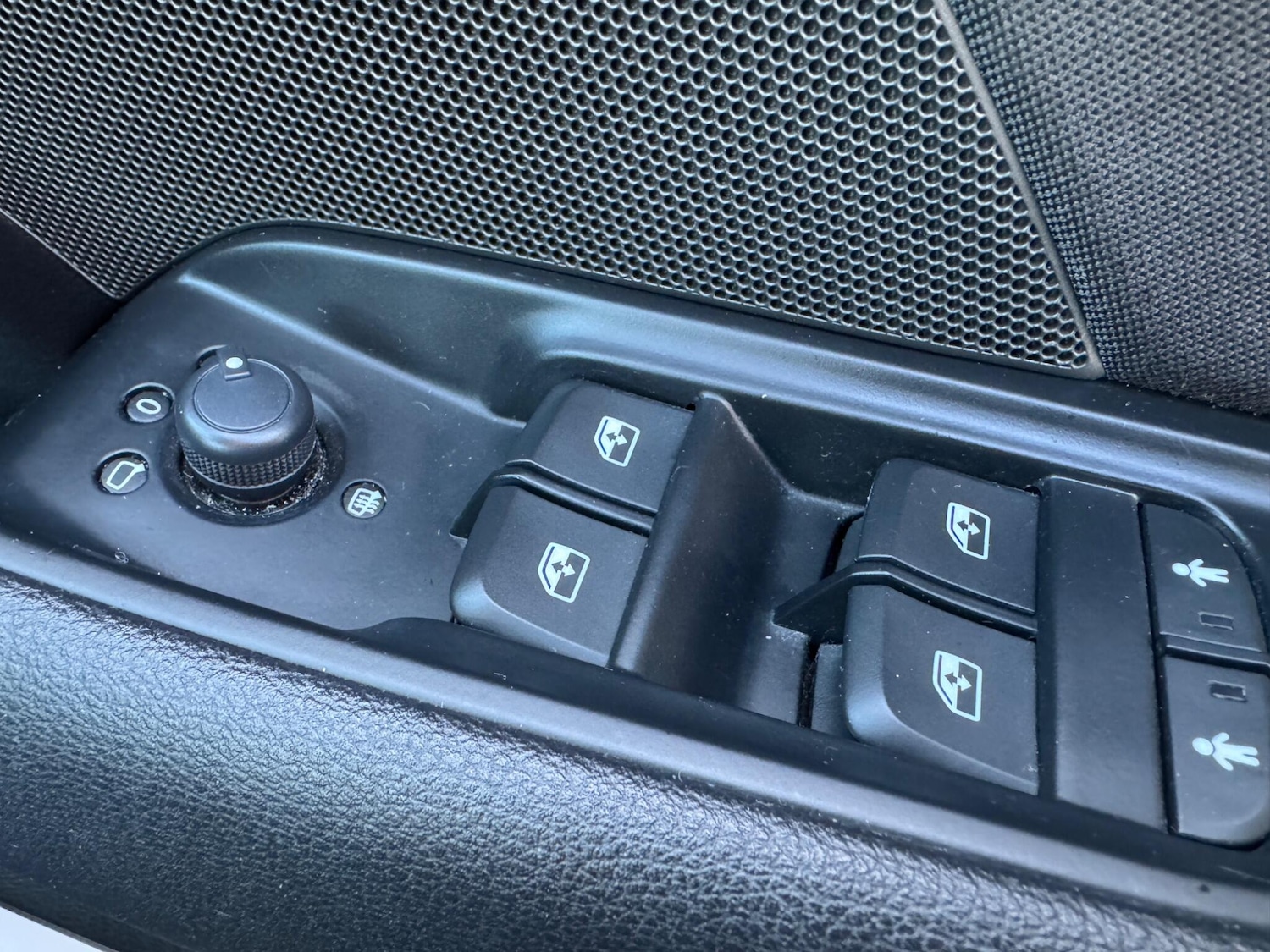 Used Audi A3 2017 for sale - 77266670: Photo 33