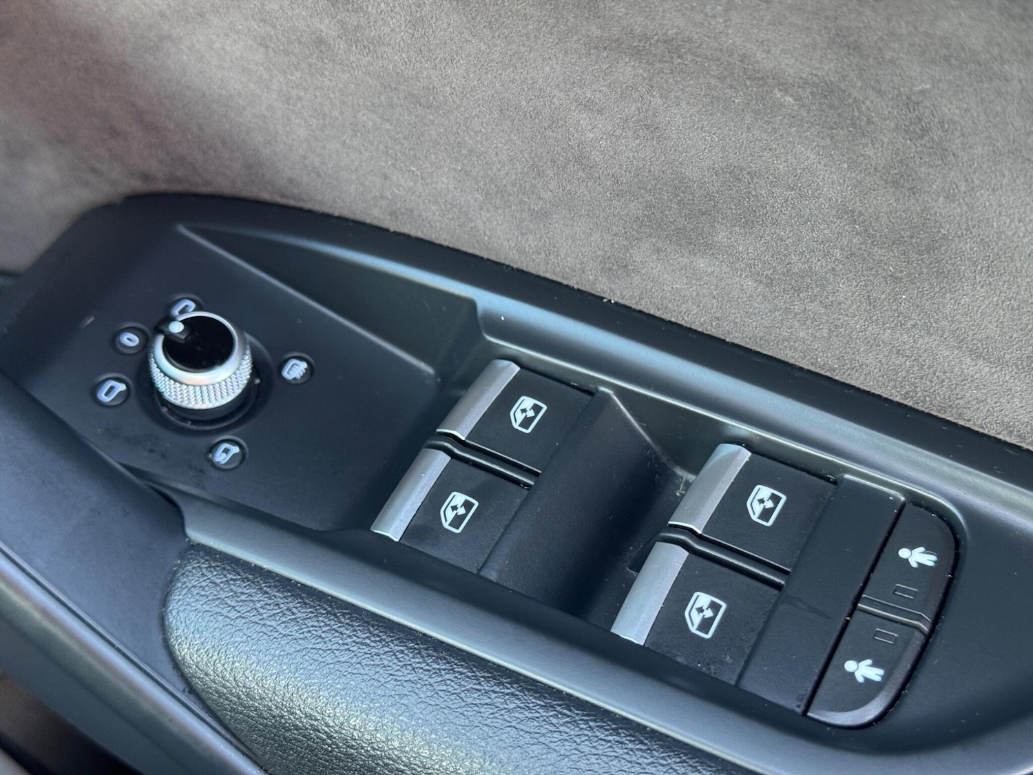 Used Audi Q5 2020 for sale - 76991420: Photo 45