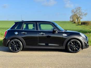 Used MINI Hatch 2017 for sale - 74201116: Photo