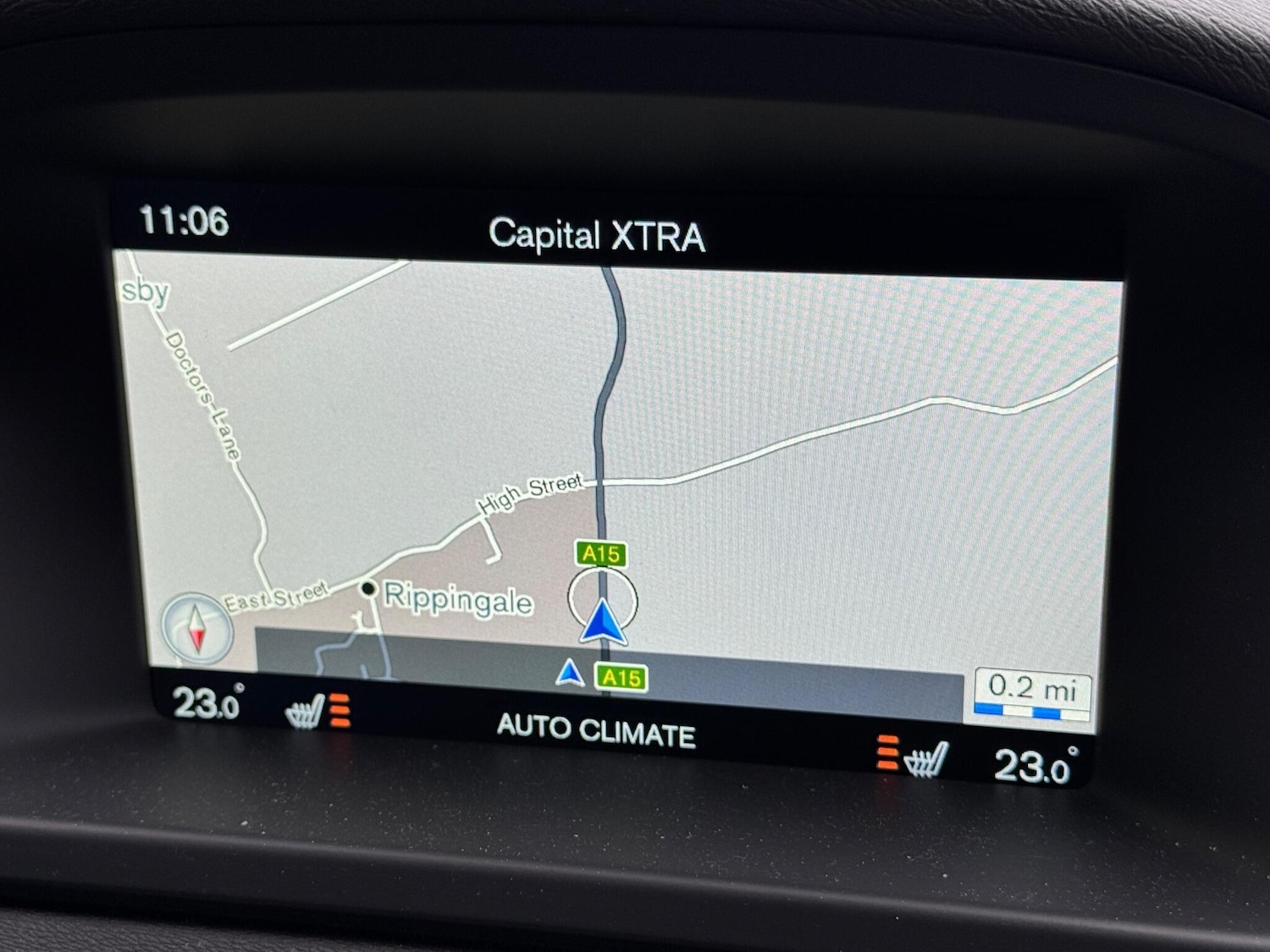 Used Volvo V70 2015 for sale - 77067069: Photo 10