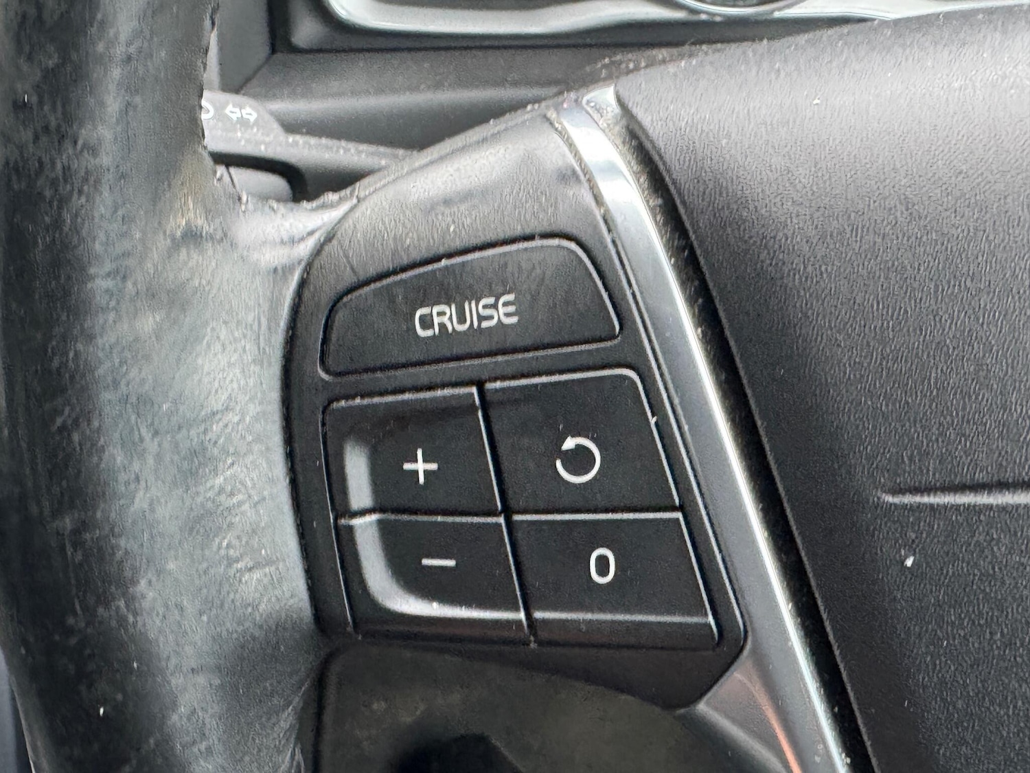 Used Volvo V70 2015 for sale - 77067069: Photo 23