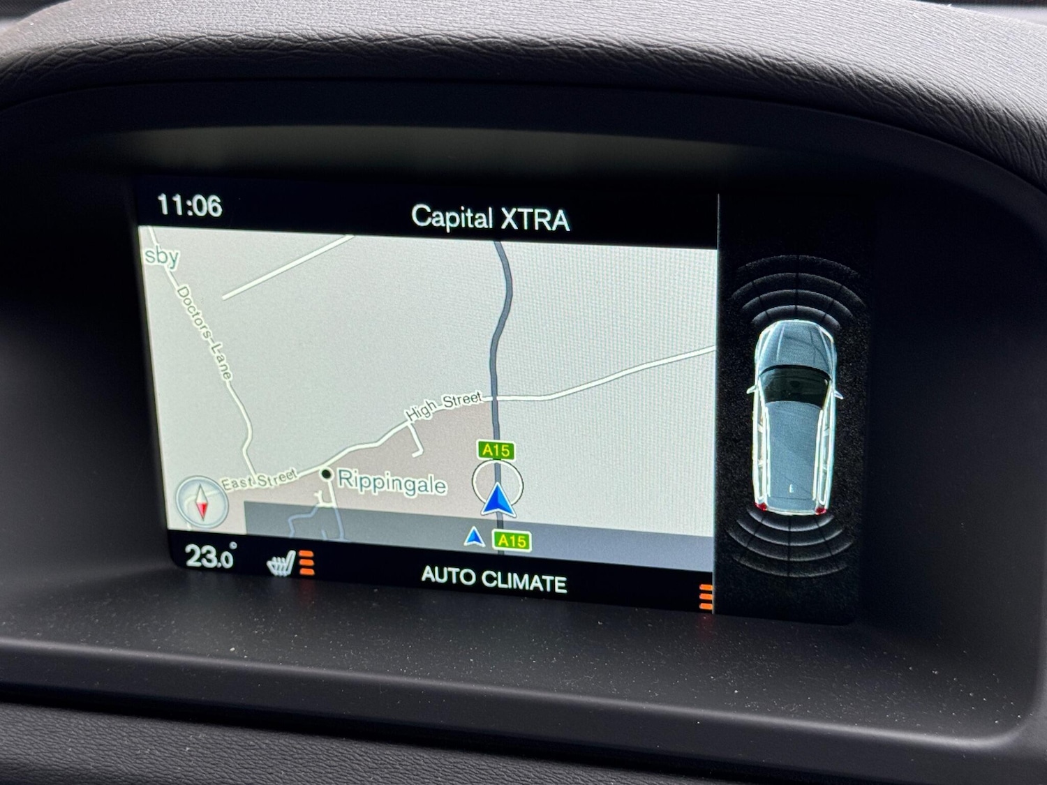 Used Volvo V70 2015 for sale - 77067069: Photo 9