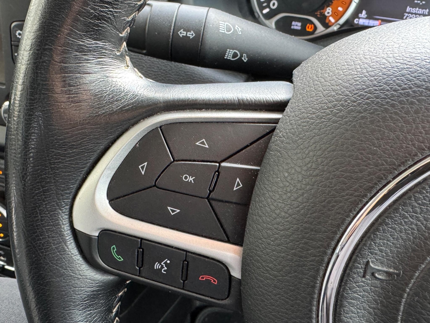 Used Jeep Renegade 2018 for sale - 77853856: Photo 27