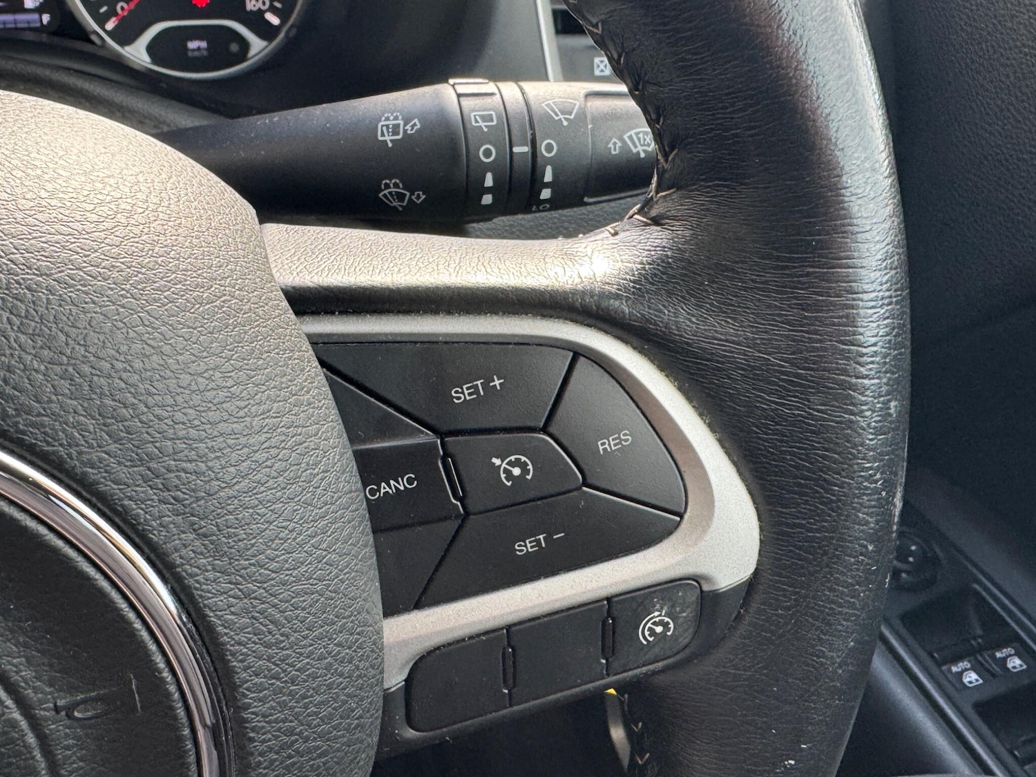 Used Jeep Renegade 2018 for sale - 77853856: Photo 28