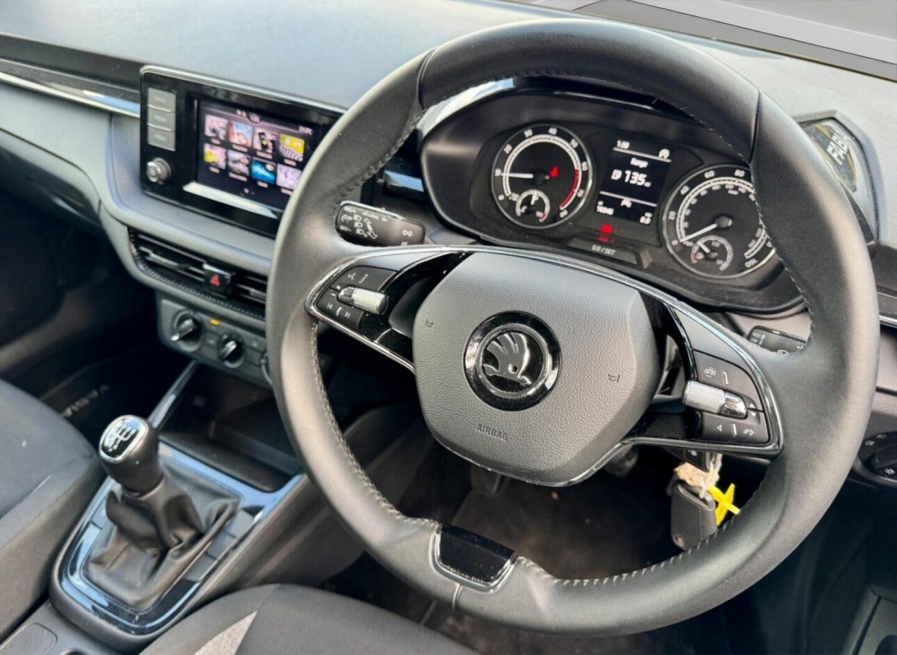 Used Skoda Fabia 2022 for sale - 77598182: Photo 2