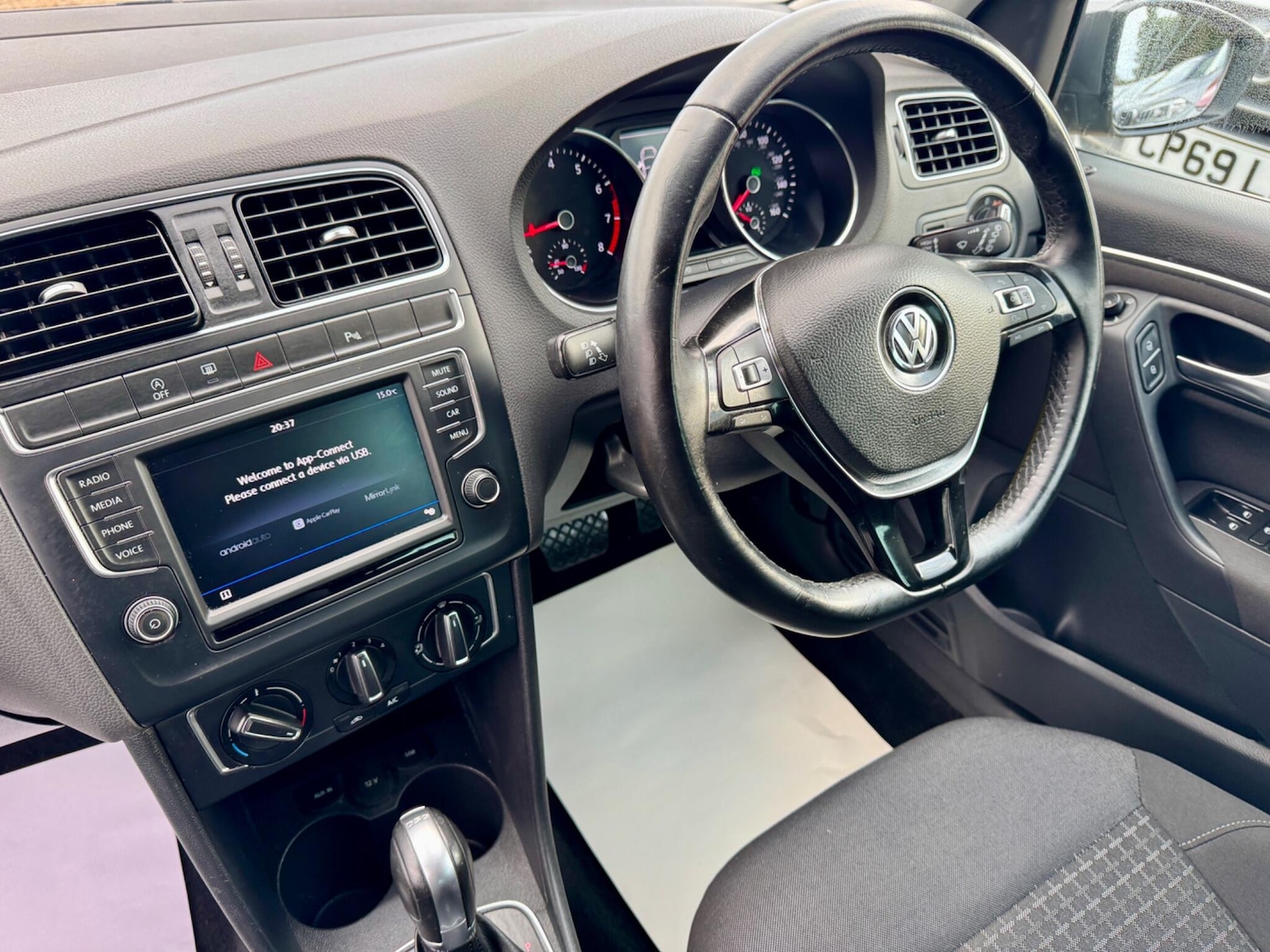 Used Volkswagen Polo 2017 for sale - 77525132: Photo 11