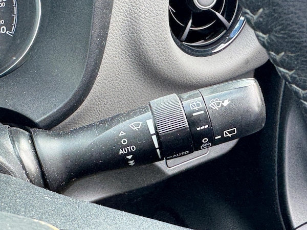 Used Toyota Yaris 2019 for sale - 76314468: Photo 23