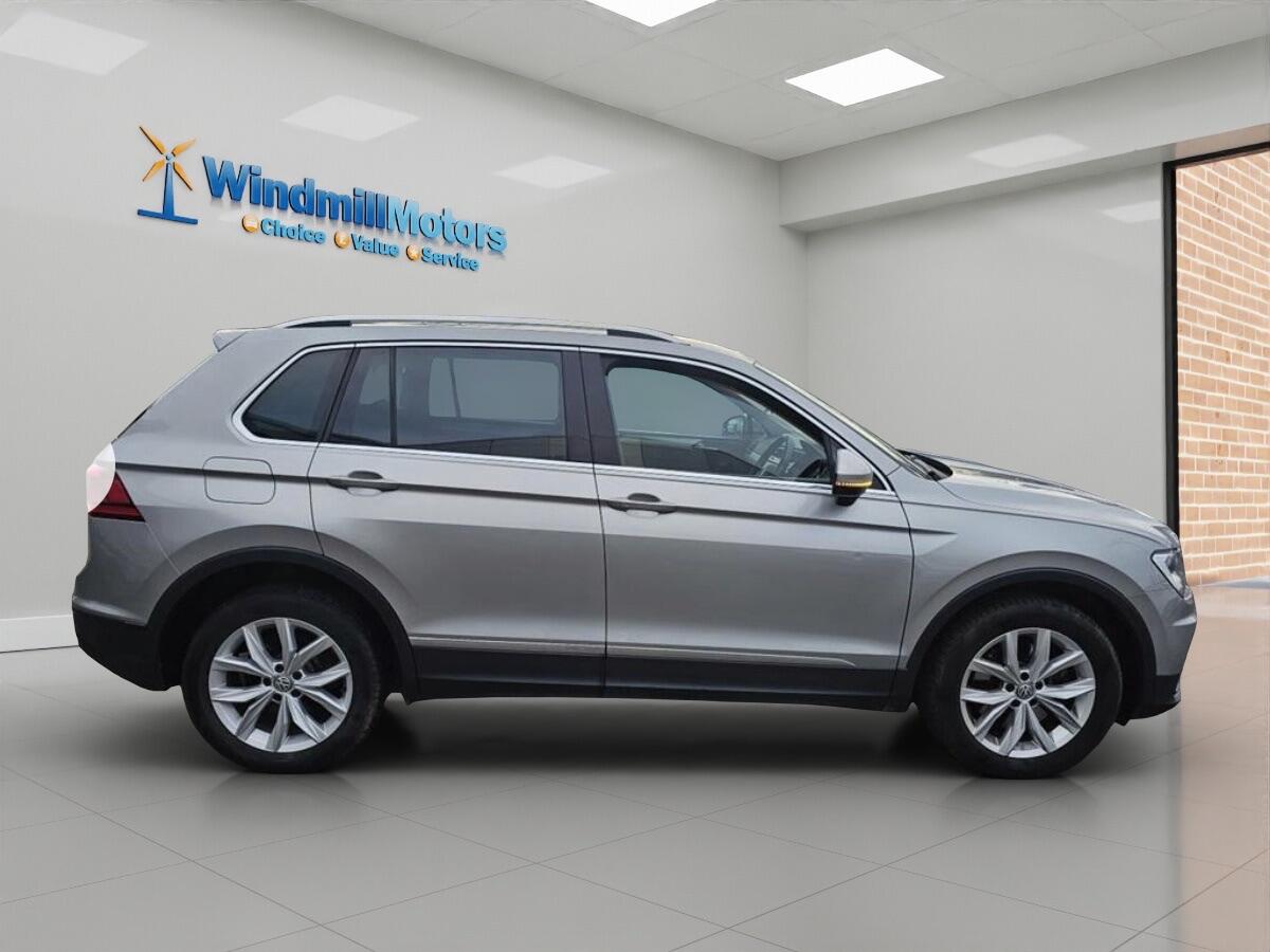 Used Volkswagen Tiguan 2017 for sale - 77040248: Photo 3