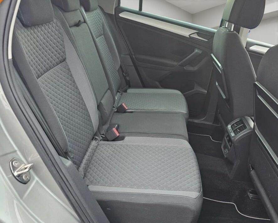 Used Volkswagen Tiguan 2017 for sale - 77040248: Photo 9