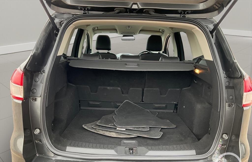 Used Ford Kuga 2016 for sale - 77456292: Photo 10