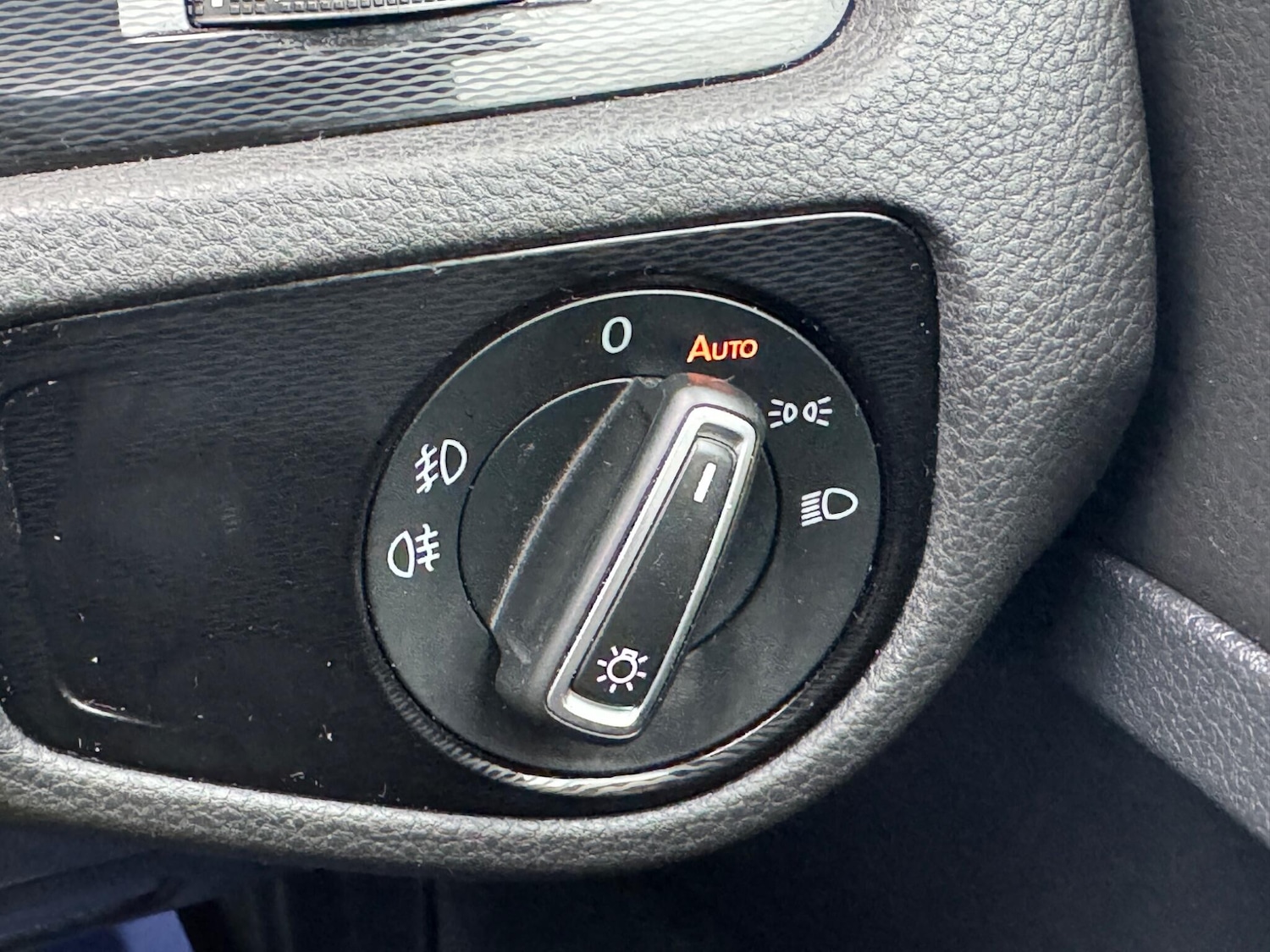 Used Volkswagen Golf 2016 for sale - 77387592: Photo 37