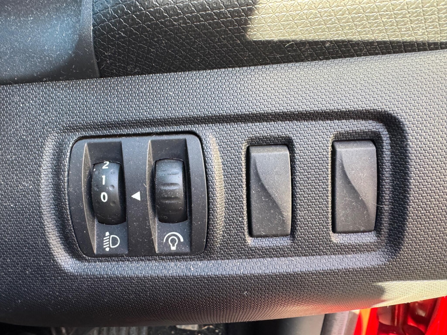 Used Renault Clio 2014 for sale - 76781476: Photo 21