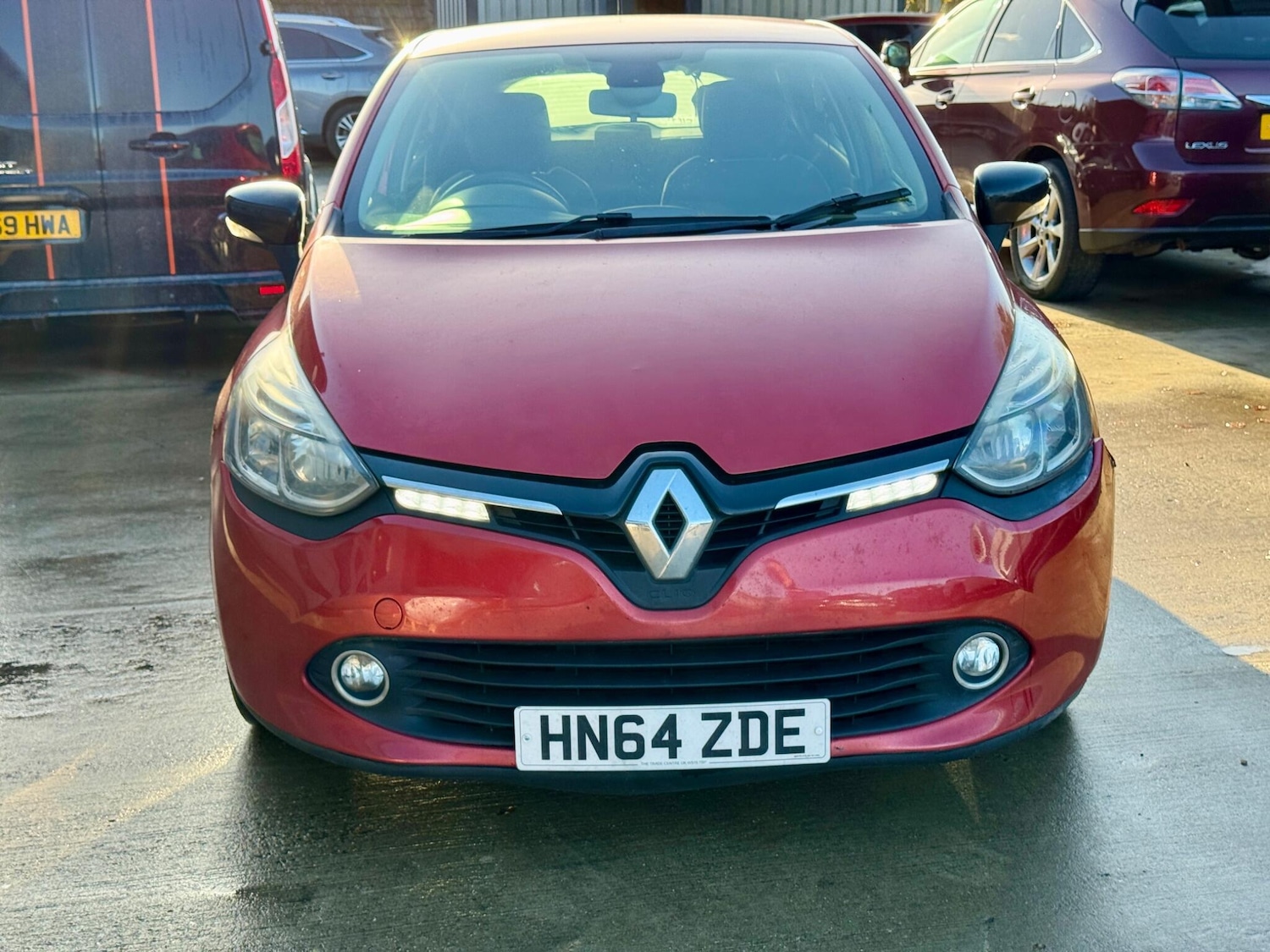 Used Renault Clio 2014 for sale - 76781476: Photo 4