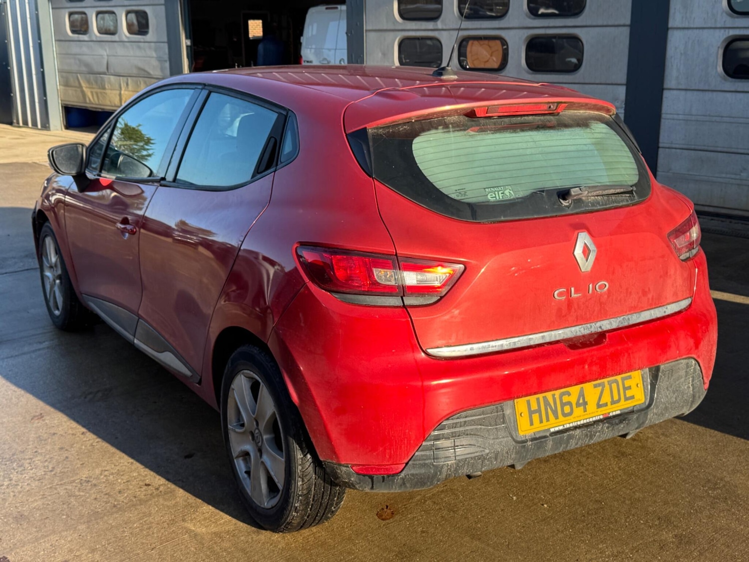 Used Renault Clio 2014 for sale - 76781476: Photo 6