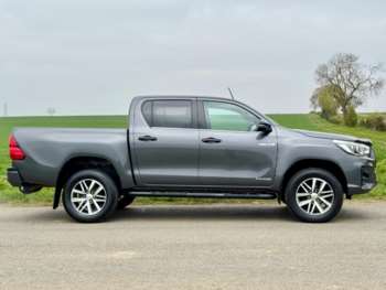 Used Toyota Hilux 2019 for sale - 74371688: Photo