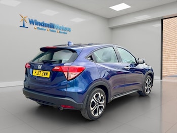 Used Honda HR-V 2017 for sale - 77925148: Photo