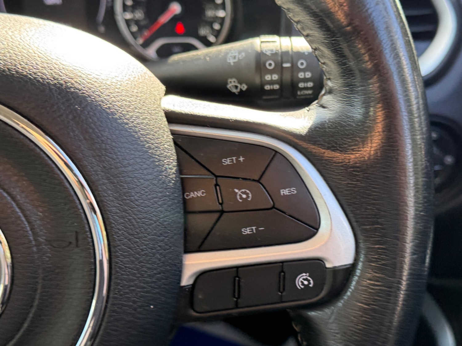 Used Jeep Renegade 2018 for sale - 75927015: Photo 17