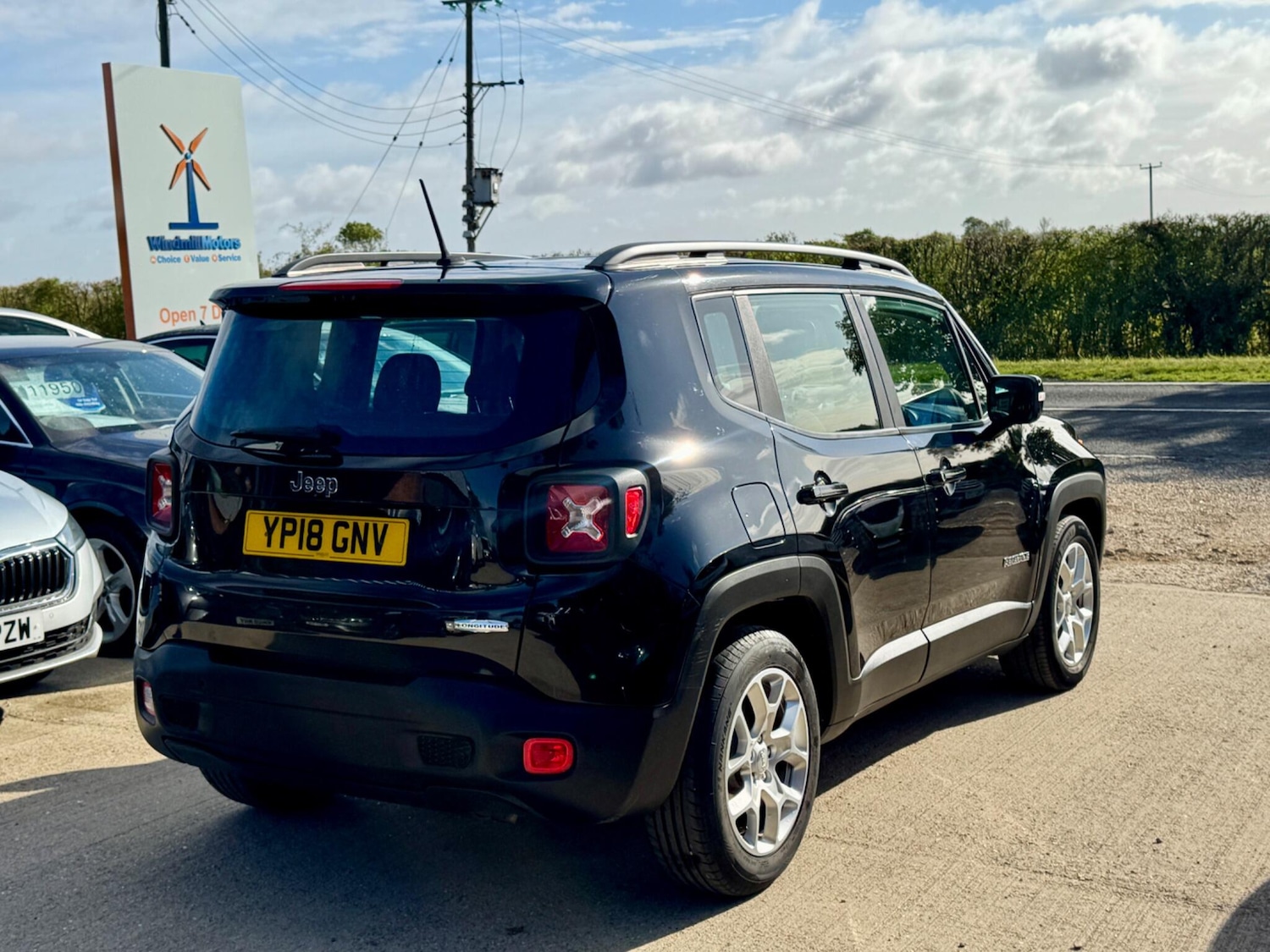 Used Jeep Renegade 2018 for sale - 75927015: Photo 3