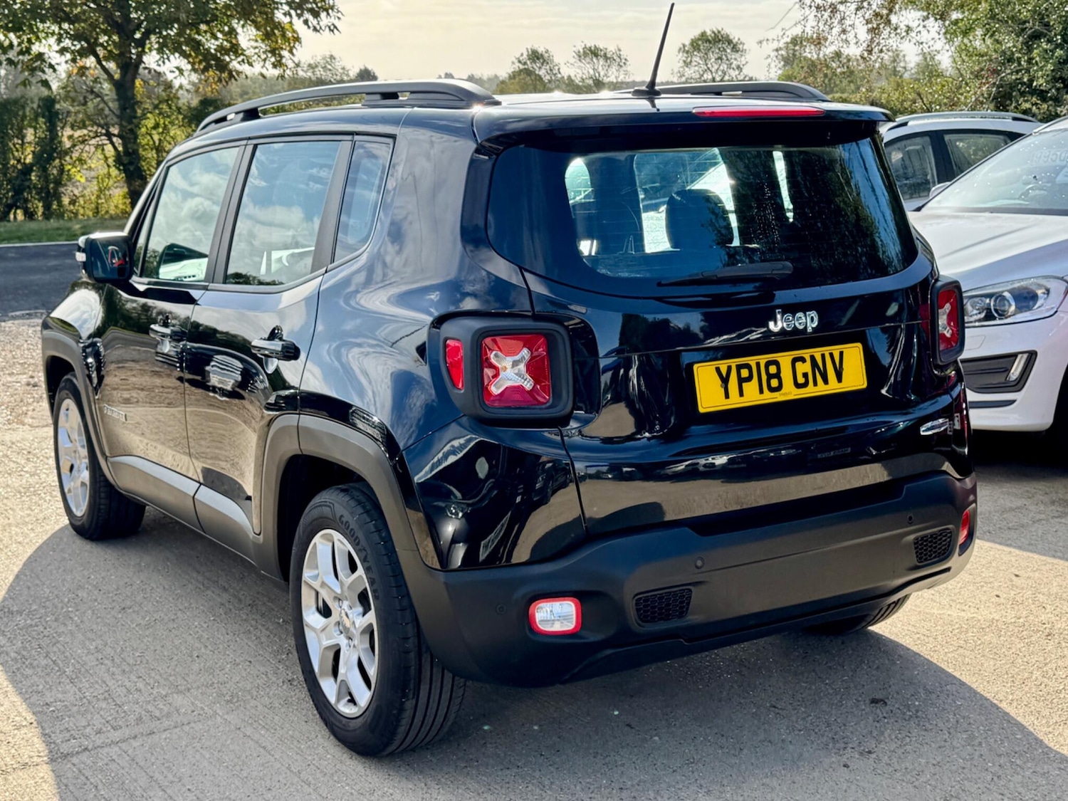Used Jeep Renegade 2018 for sale - 75927015: Photo 7
