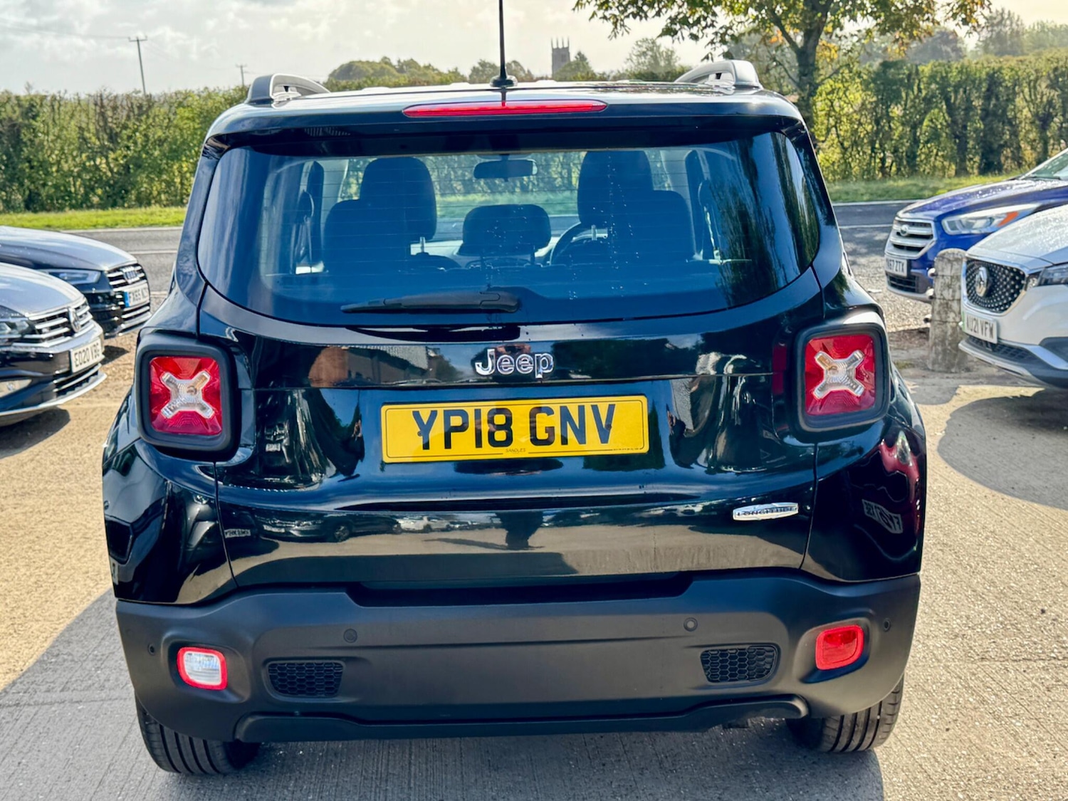 Used Jeep Renegade 2018 for sale - 75927015: Photo 8