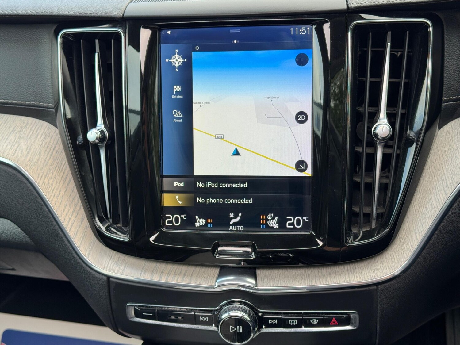 Used Volvo XC60 2018 for sale - 76138685: Photo 18